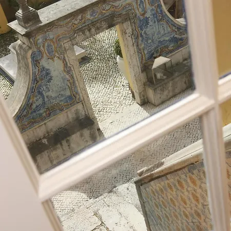 Heritage Solar Do Castelo Inn - Alfama 4*
