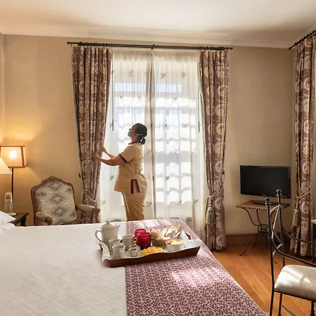 Heritage Solar Do Castelo Inn - Alfama Hotell 4*