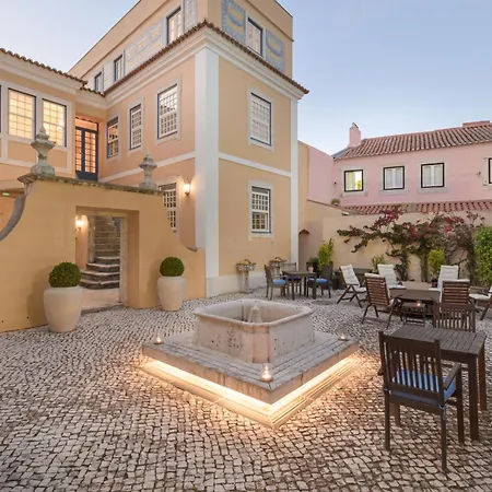 Heritage Solar Do Castelo Inn - Alfama 4*